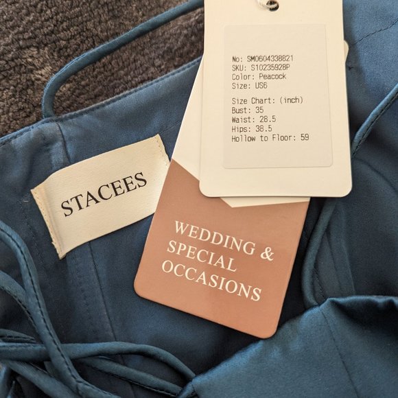 Dress for special occasions. - Picture 7 of 8